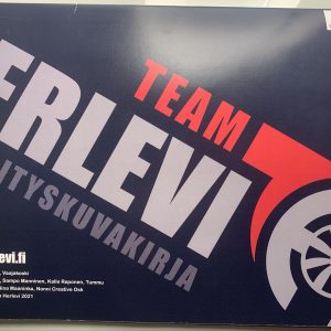 Team Herlevi värityskuvakirja takakansi